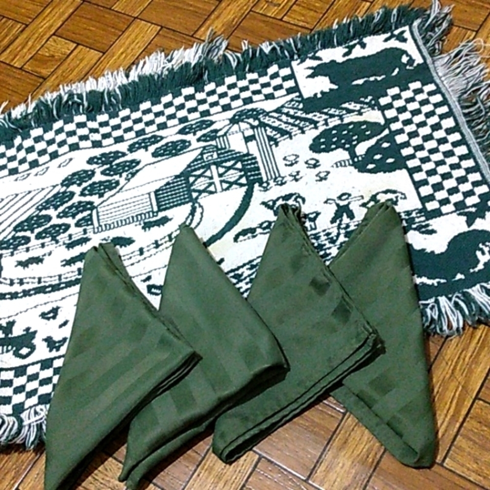 Farm Tablerunner & 4 napkins